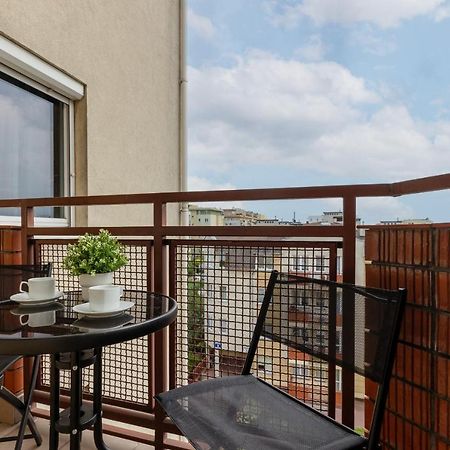 Cozy Apartment With Parking In Warsaw Ursus By Noclegi Renters Dış mekan fotoğraf