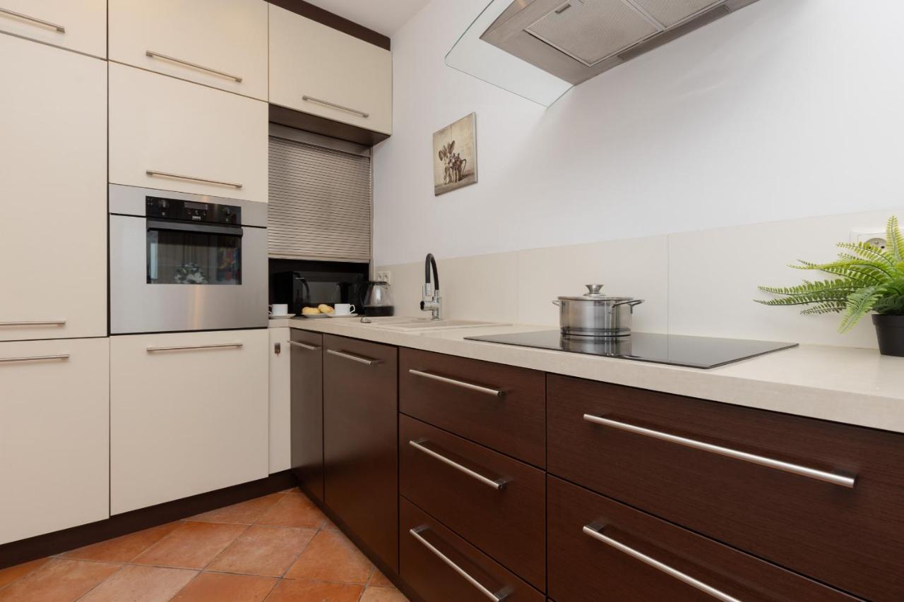 Cozy Apartment With Parking In Warsaw Ursus By Noclegi Renters Dış mekan fotoğraf